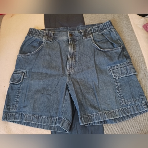 Roundtree & Yorke Blue Denim Cargo Shorts Size 36 - Picture 1 of 11